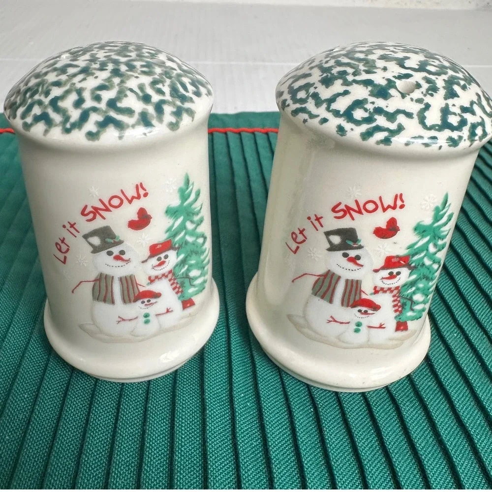Christmas Snowman Salt & Pepper Shakers Set 